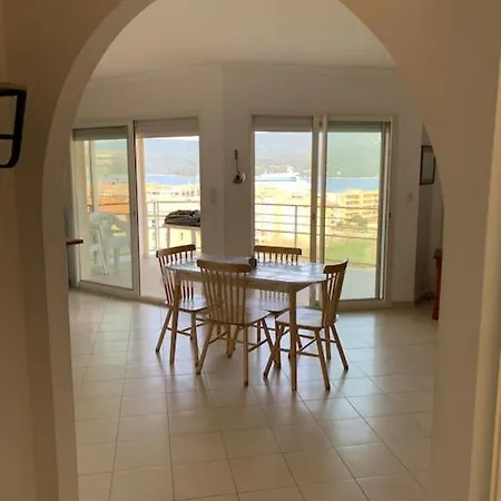 Les Cistes Appt Type 3 Avec Terrasse Vue Sur